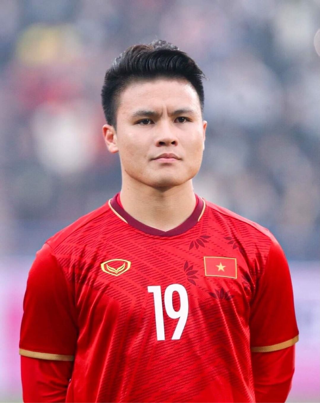 Tiền đạo Quang Hải nổi bật trong sắc đỏ đồng phục tuyển Việt Nam