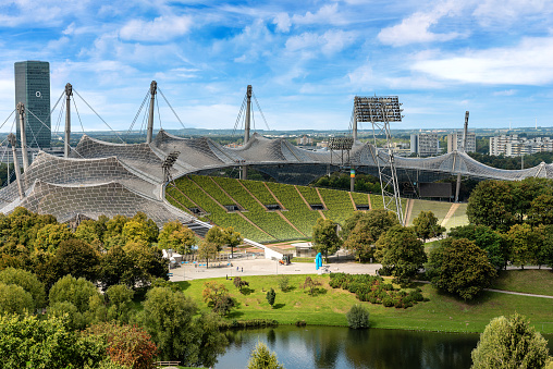 san-van-dong-olympiastadion